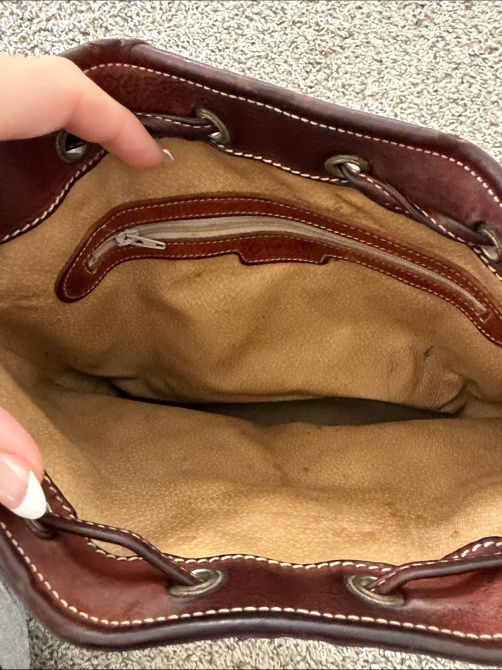 Vintage Pollini Cream and Brown Crossbody Drawstring Tote - Picture 5 of 10